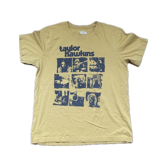 AUTHENTIC TAYLOR HAWKINS T-SHIRT LA London 2022 CONCERT Foo Fighters Large - Picture 1 of 6